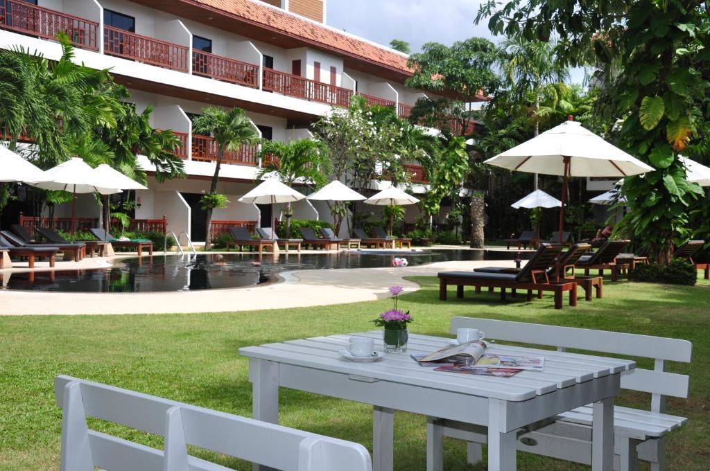 Salathai Resort Patong Экстерьер фото